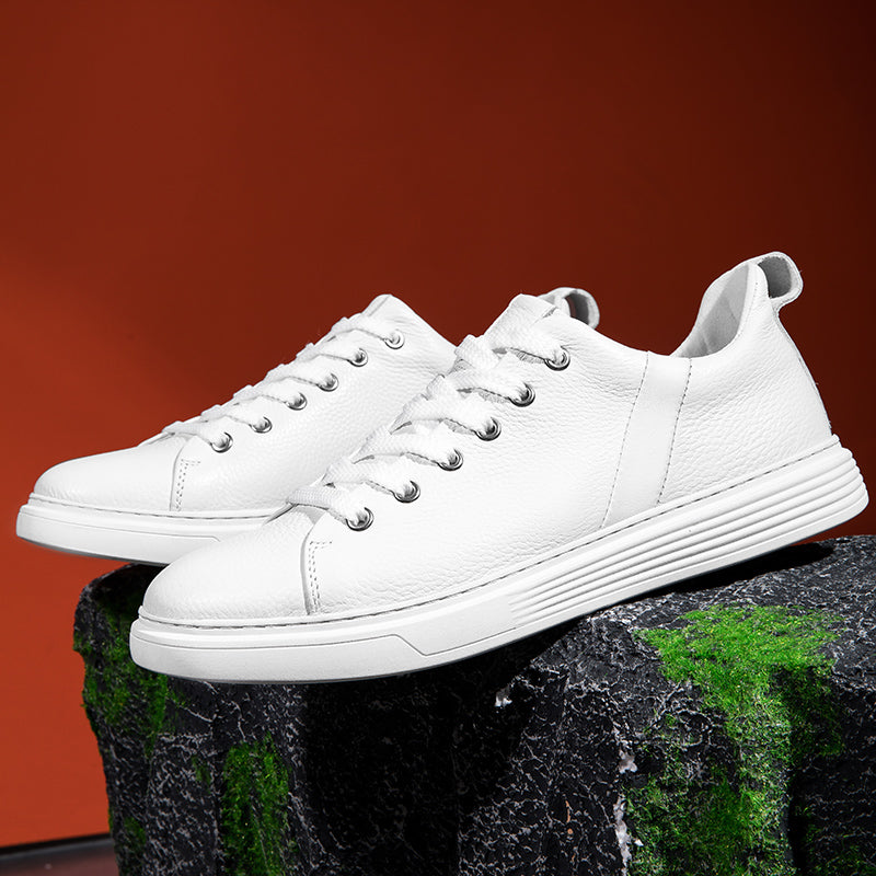 Klassische Schuhe aus echtem Leder
