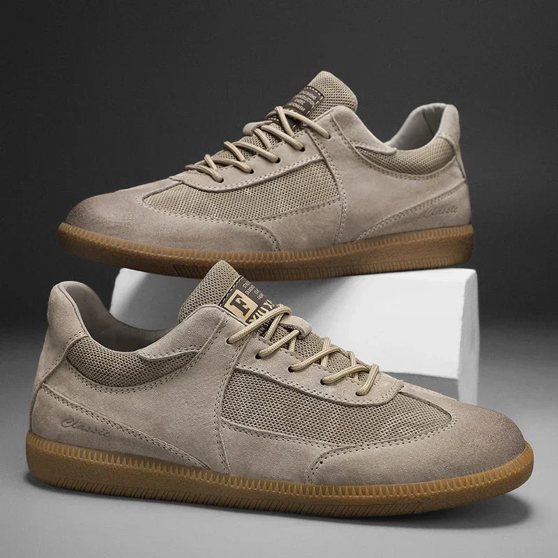 Baskets en cuir suédé