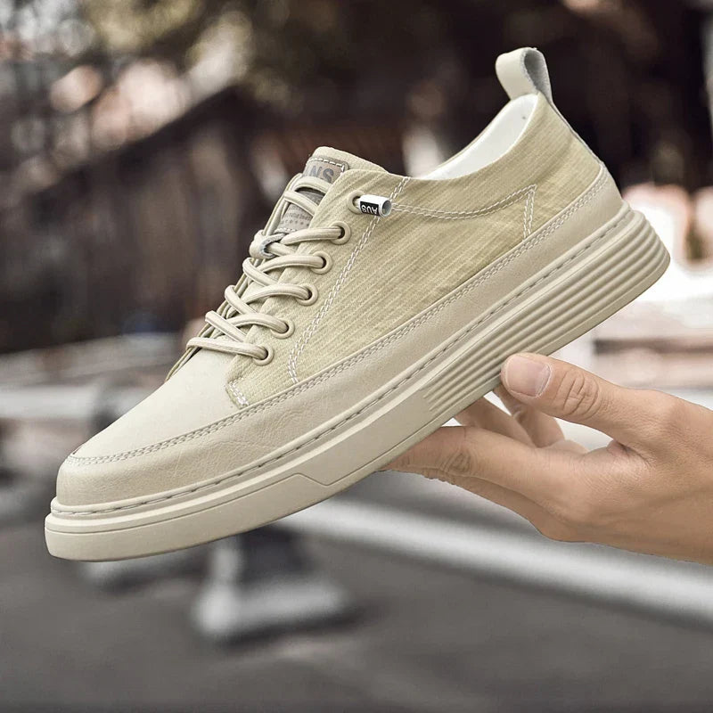 Chaussure en cuir véritable