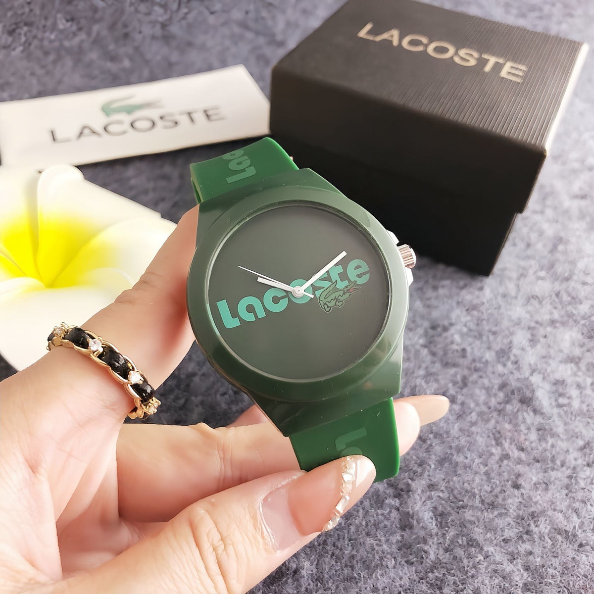 Montre minimaliste Forest Pulse